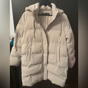 Zara Women's Off-White Puffer Coat
